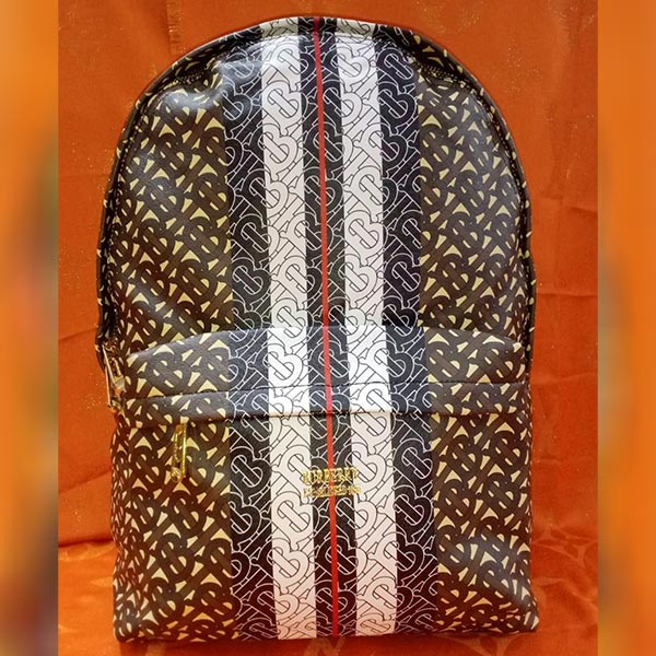 burberry-tourist-bag
